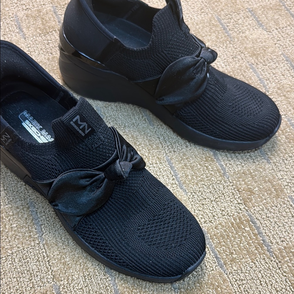 Nina Black Wedge Shoes for Women